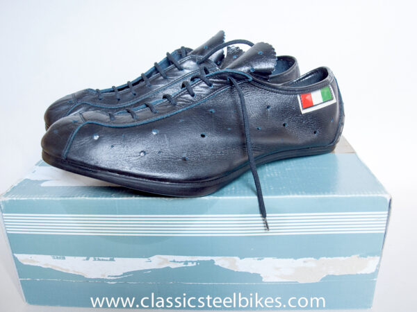 Italian Vintage Cycling Shoes Size 47 - Classic Steel Bikes